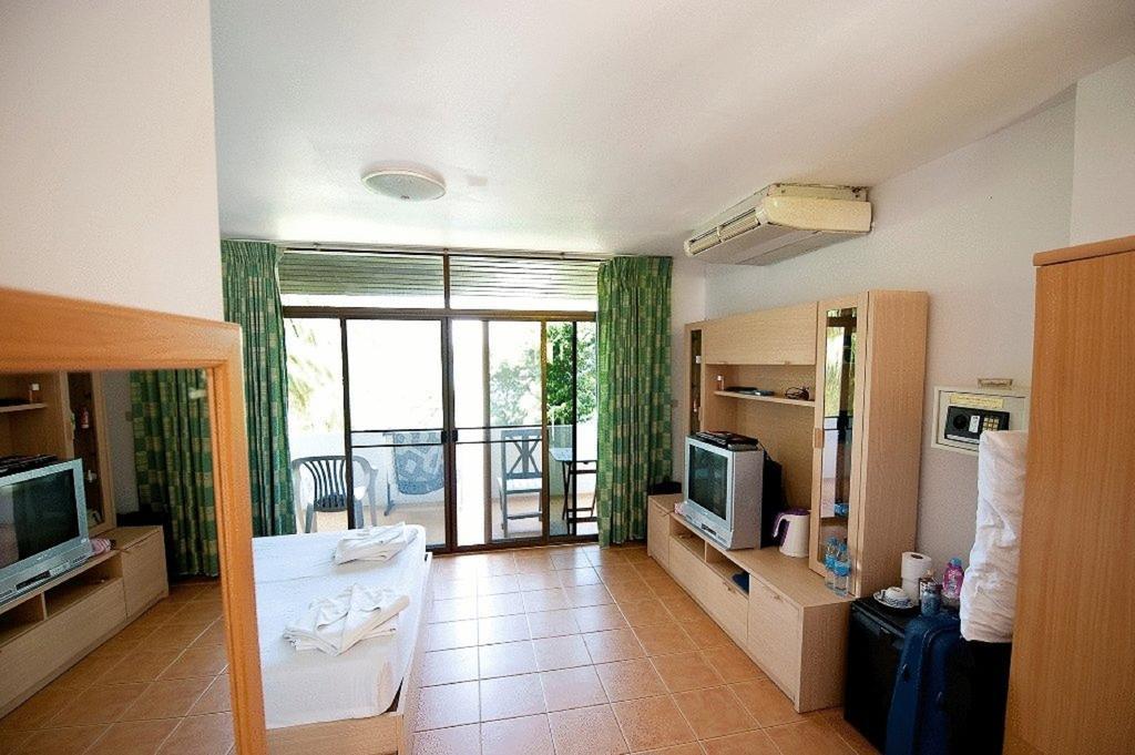 Hotel Karon Cliff Contemporary Boutique Bungalows Exterior foto
